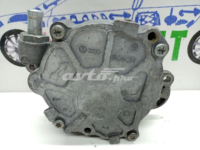 Насос вакуумний 03L145100 VAG