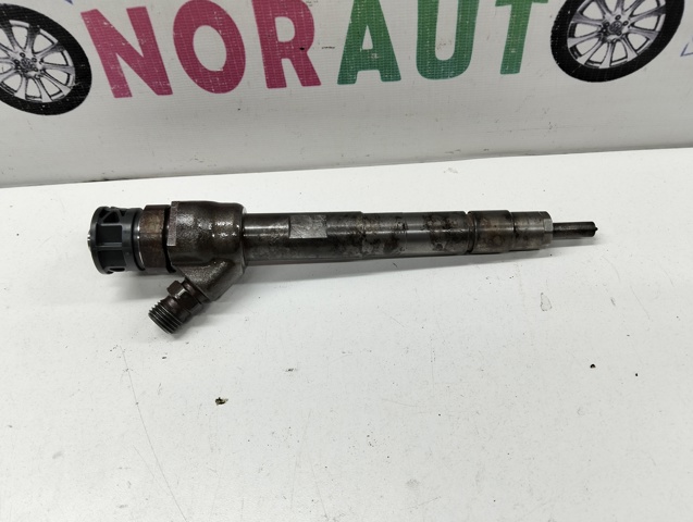 Форсунка дизельна в зборі, розпилювач + тримач 0445110654 BOSCH