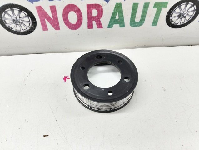 Шків водяного насоса 2105100Q0B NISSAN