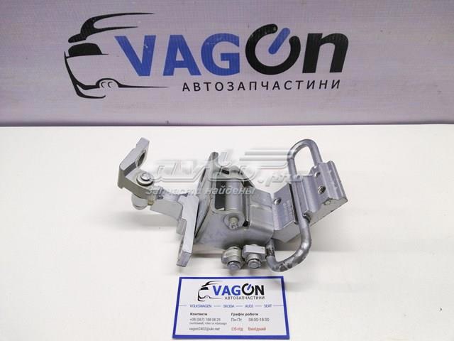 Дверний шарнір задній правий 3B4833412D VAG