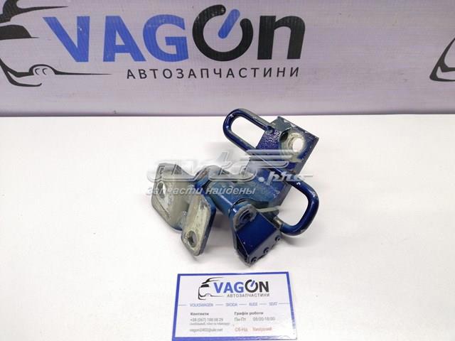Петля передніх дверей, правою 3C0831412A VAG