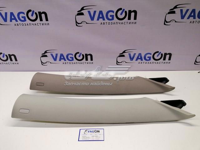Обшивка стійки кузова внутрішня, передня права 3C0867234D VAG