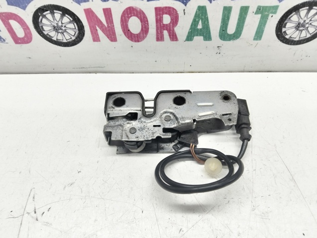 Замок кришки капота 3C1823509H VAG