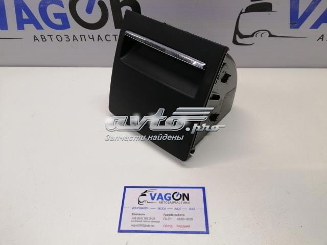 Попільничка центральної консолі 3T0857961B VAG