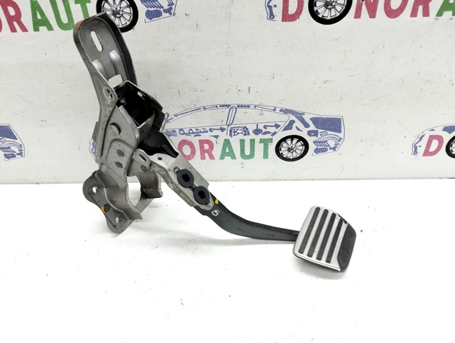 Педаль гальма 465011CA0C NISSAN
