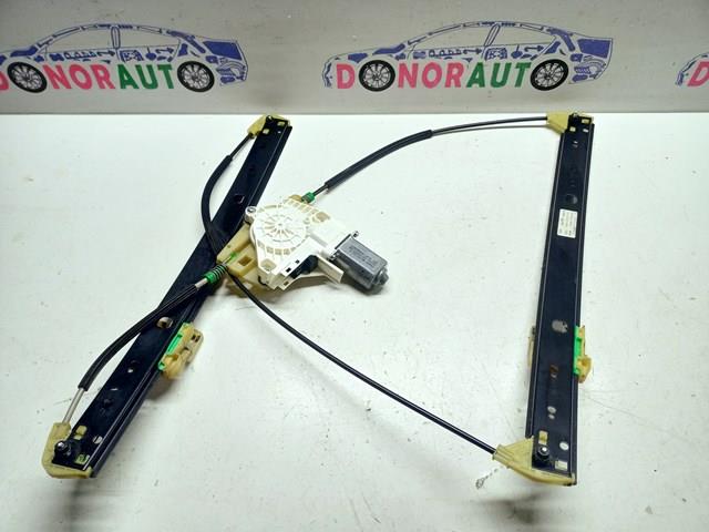 Склопідйомник передньої правої двері 4L0837462B VAG