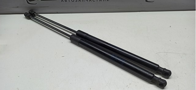 Стійка задніх дверей 5N0827550 VAG