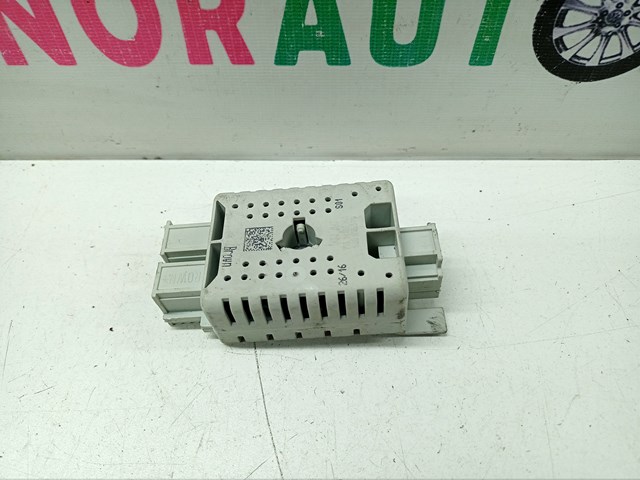 Підсилювач сигналу антени 5Q0035570 VAG