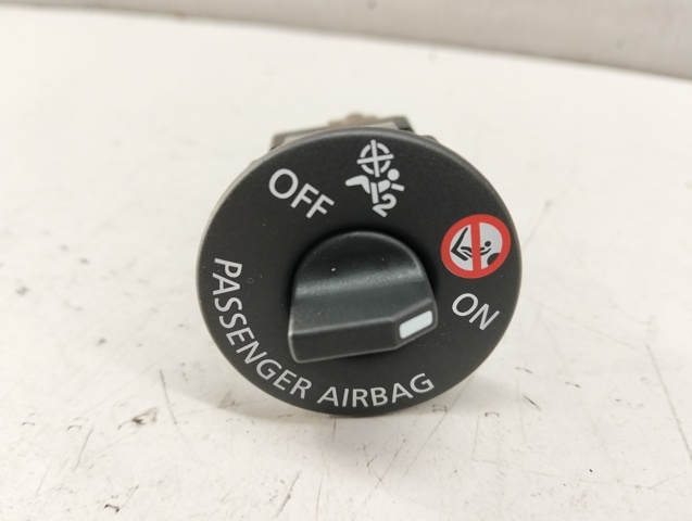 Кнопка відключення подушок безпеки AIRBAG 681995290R RENAULT