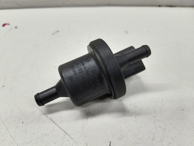 Клапан парів бака 6Q0906517A VAG