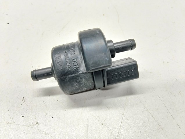 Клапан вентиляції газів паливного бака 6QE906517A VAG