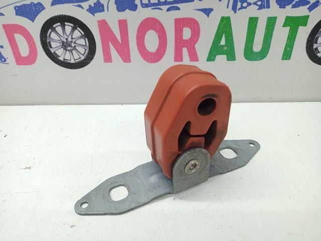 Подушка кріплення глушника 7L0253144D VAG