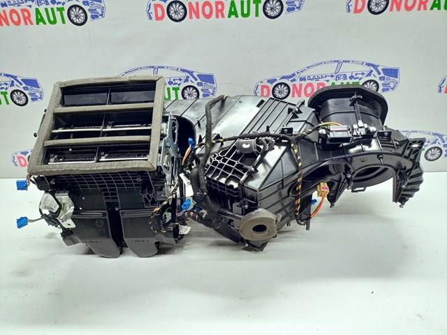 Корпус радіатора кондиціонера (салонний випарник) 7L0819087AA VAG