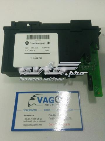 Моторчик склопідйомника двері задніх, правих 7L0959794 VAG