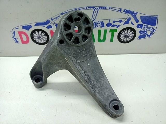 Кронштейн подушки (опори) двигуна, правої 7L8199308F VAG