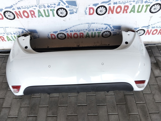 Бампер задній 850104389R RENAULT