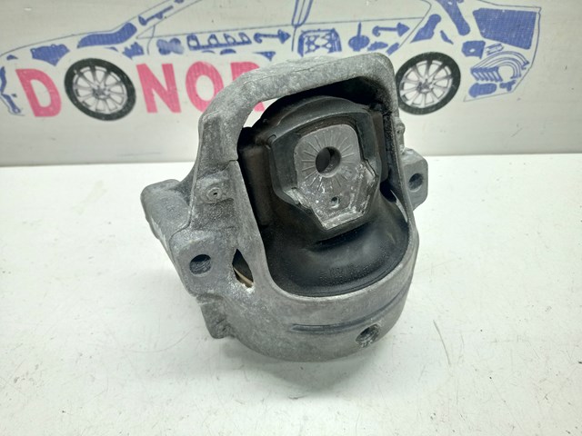 Права подушка двигуна 8R0199381AL VAG