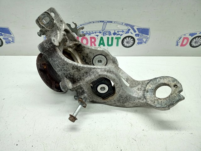 Цапфа права 8R0505436A VAG
