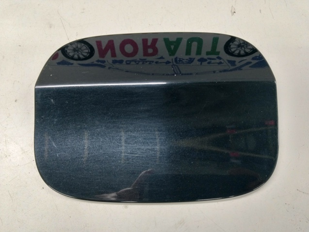 Заливна горловина бензобака 8R0809907 VAG