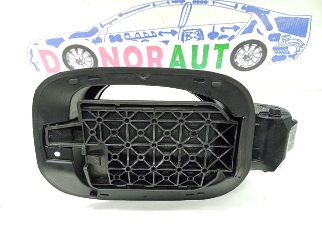 Горловина бензобака 8R0809999B VAG