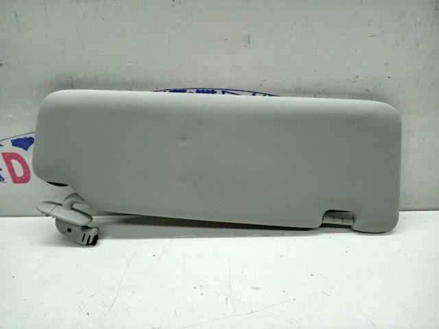 Козирок протисонячний 8U0857551CFT9 VAG