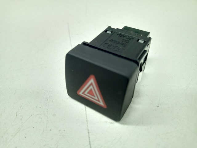 Кнопка включення аварійної сигналізації 8W0941509A5PR VAG