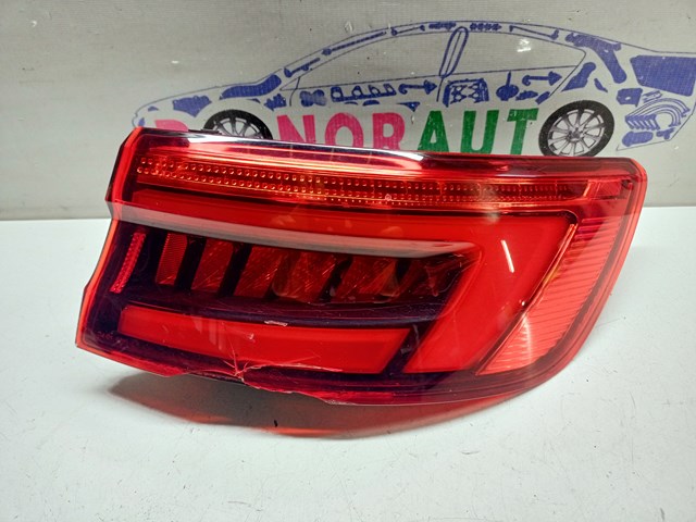 Задній правий зовнішній ліхтар 8W5945092C VAG