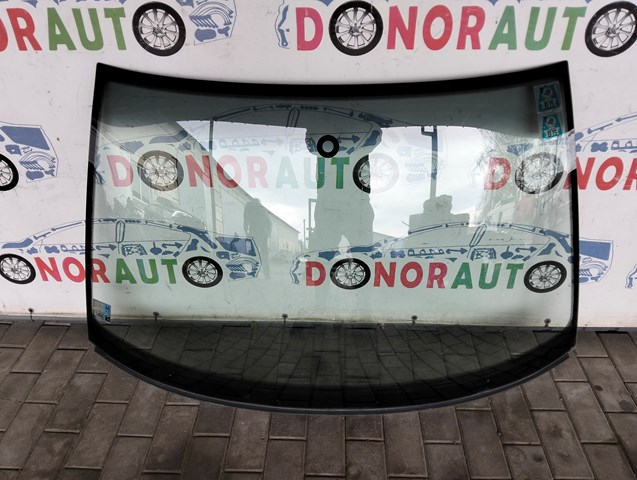 Автомобільне скло Шкода Суперб 1