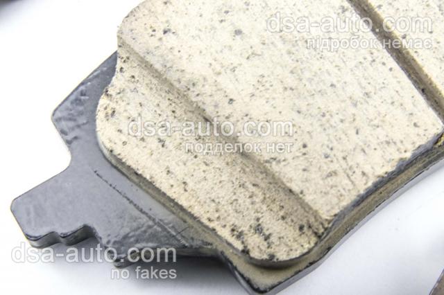 Колодки гальмівні задні, дискові 04466F4010 TOYOTA