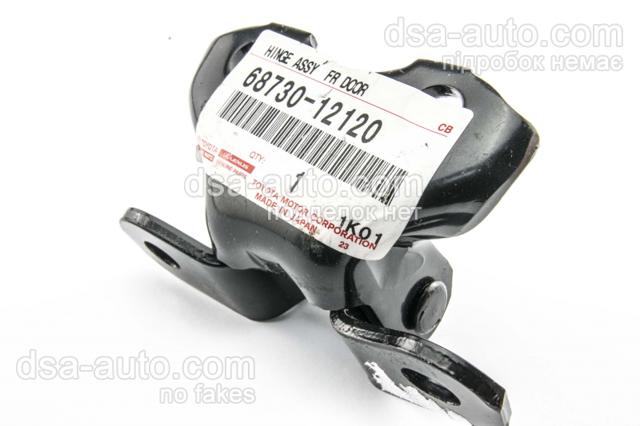 Петля передніх дверей права 6873012120 TOYOTA