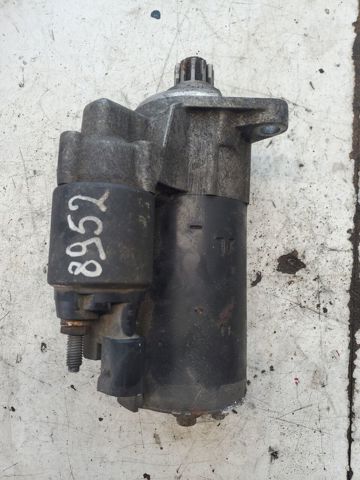 Стартер двигуна 02E911024A VAG