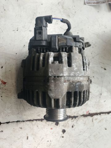 Генератор автомобільний 03C903023D VAG