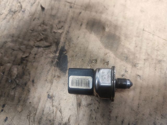 Датчик тиску вихлопних газів 03C906051G VAG