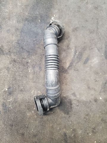 Трубка картера повітряна 03G103493D VAG