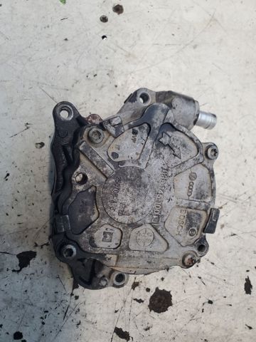 Насос вакуумний 03L145100 VAG