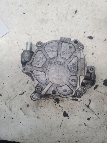 Насос вакуумний 03L145100F VAG
