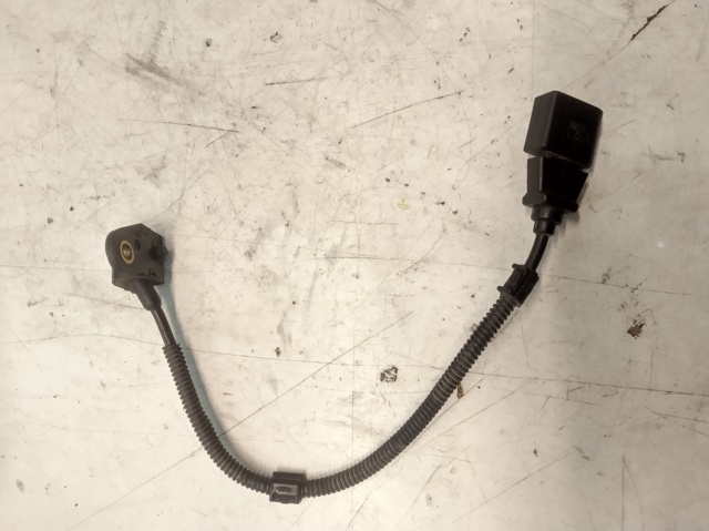 Датчик обуртів распредвалу 03L907601 VAG