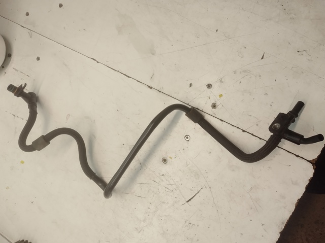 Шланг вакуумний керування EGR 04L129456E VAG
