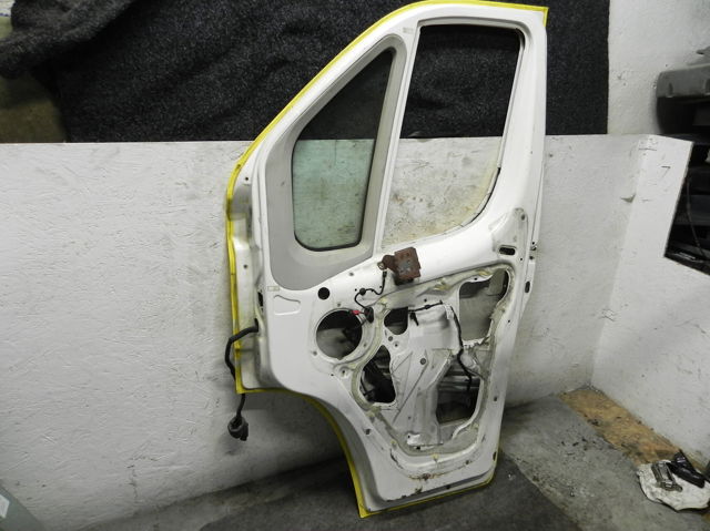 Пасажирські передні двері 1340563080 FIAT