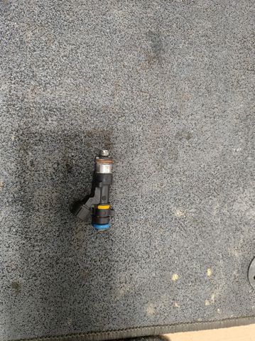 Форсунка вприску палива 16600CD700 NISSAN