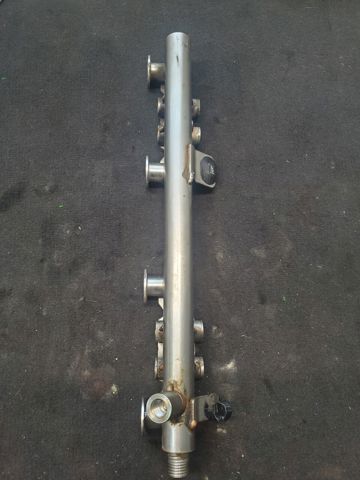 Розподільник палива 175204385R RENAULT