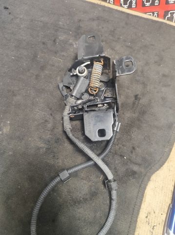 Замок капота 1J0823509B VAG