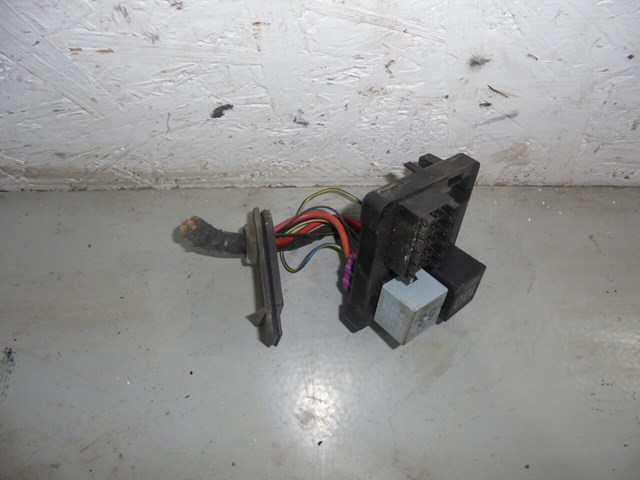 Блок реле 1J0941391C VAG