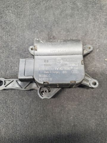 Двигун заслінки печі 1K0907511B VAG