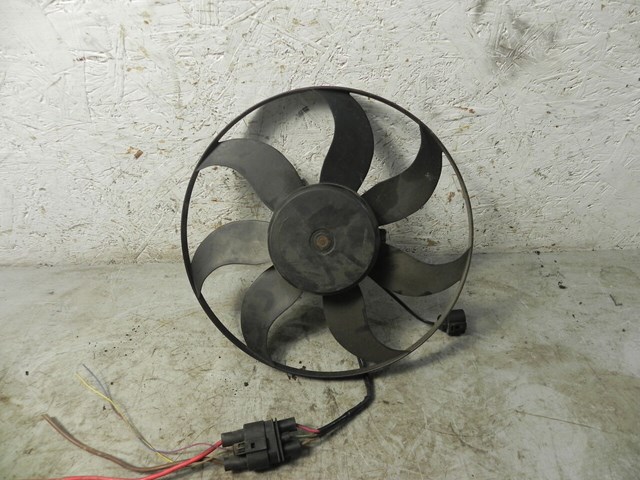 Б/у вентелятор радиатора  volkswagen caddy iii (2009) код: 6828 1K0959455EA