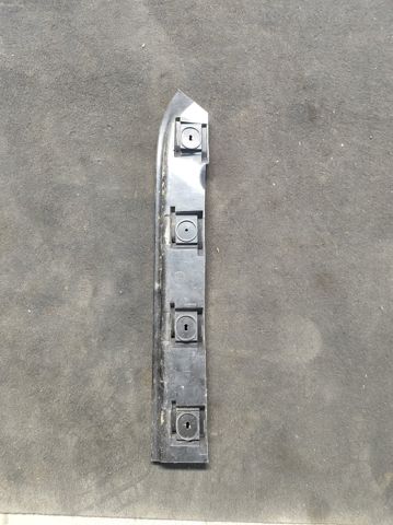 Направляюча заднього бампера, ліва 1K5807393 VAG