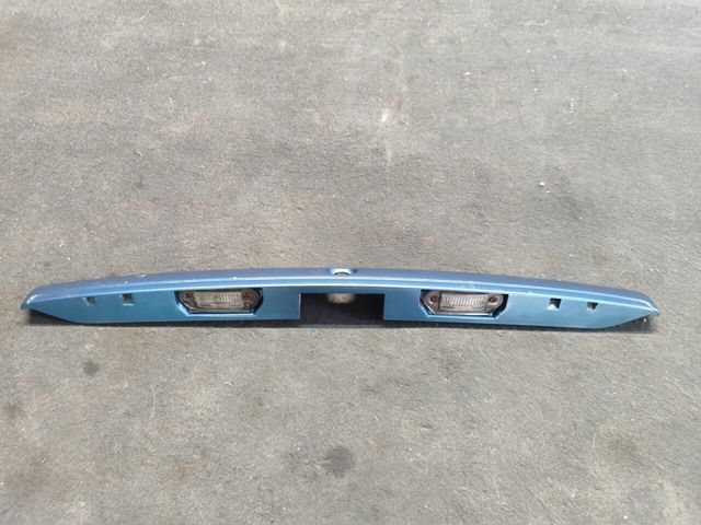 Молдинг кришки багажника 1U6827577N VAG