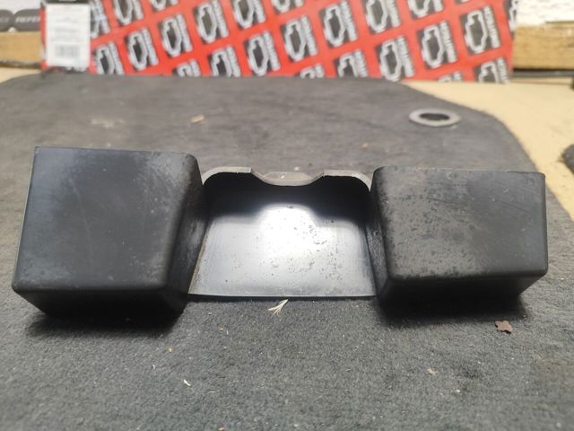 214768980R Renault (RVI)