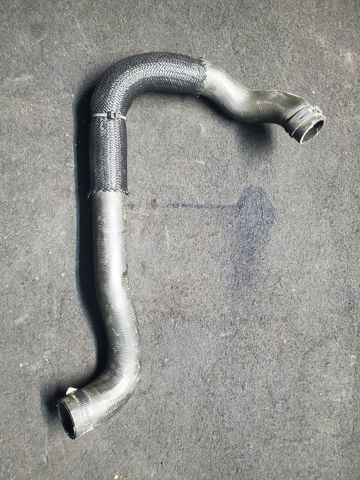 Шланг/патрубок радіатора охолодження, верхній 215013877R RENAULT