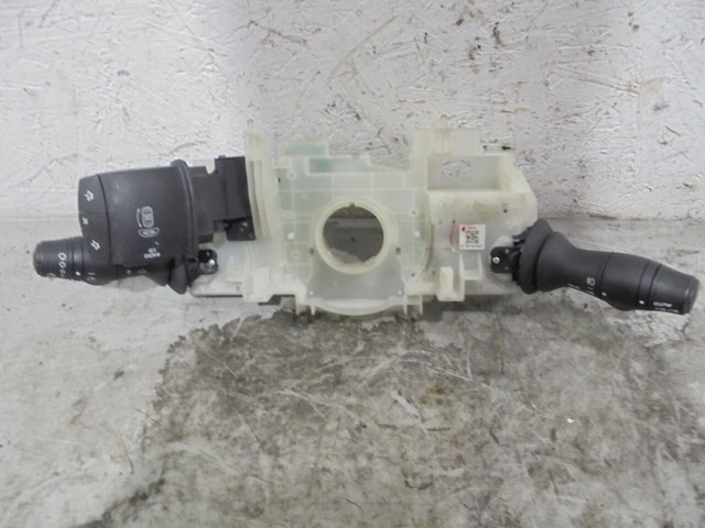 Перемикач підрульовий, в зборі 255670019R RENAULT